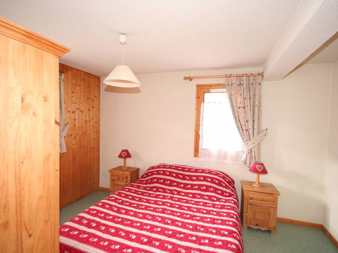 Ganze Wohnung, 3-Zimmer-Wohnung mit Balkon, nahe dem Zentrum von Châtel in Châtel, Les Portes du Soleil