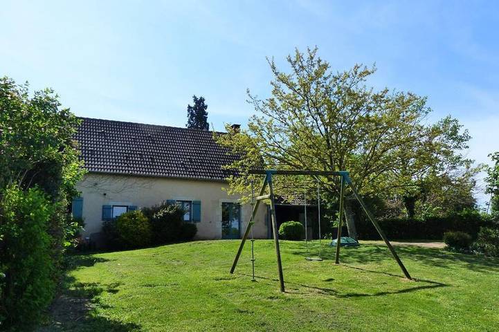 Gîte pour 4 personnes, avec jardin dans Allier