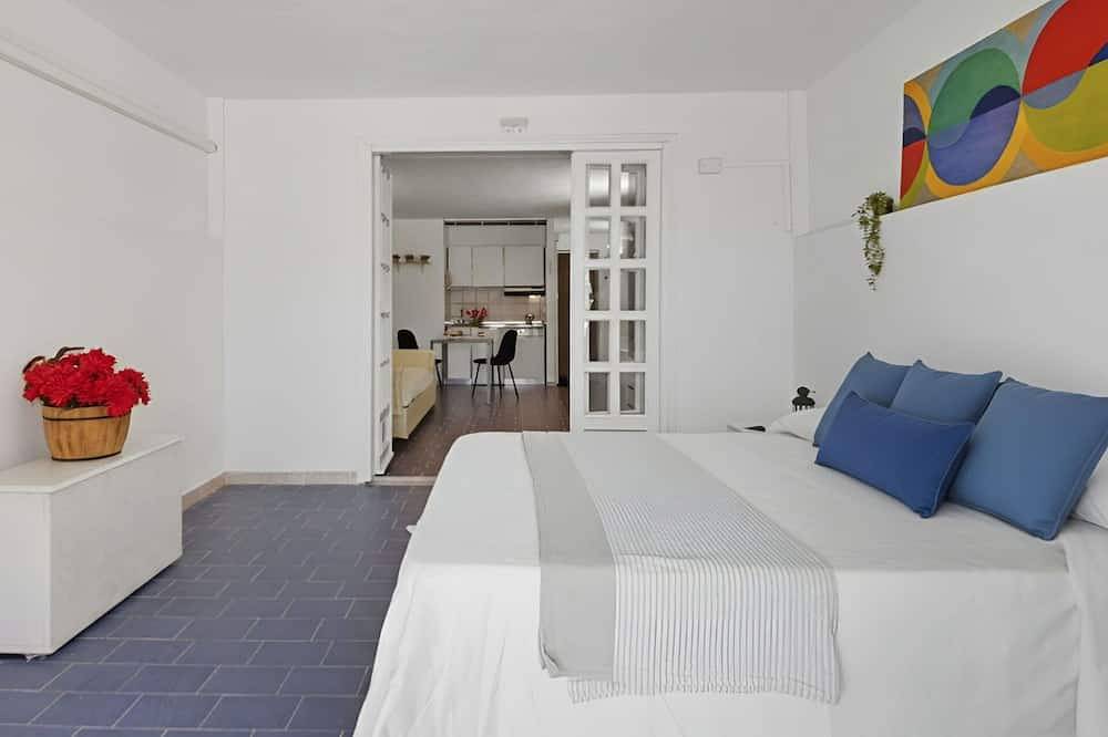 Apartamento entero, Bonito apartamento para 2 personas con piscina, A/C, Tv y patio in Arzachena, Costa Smeralda