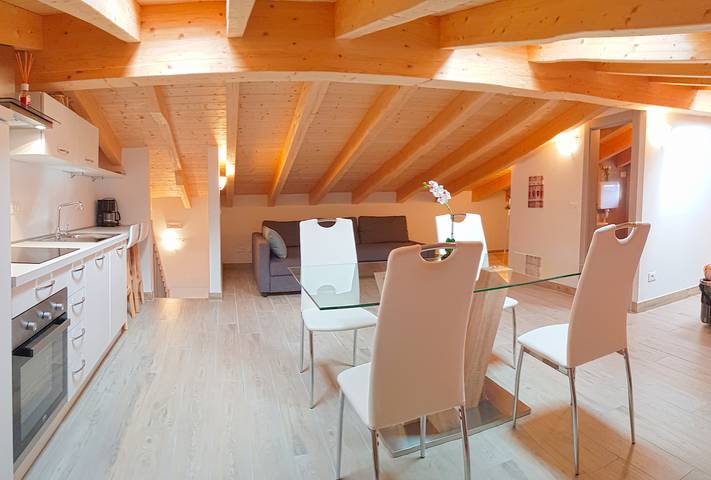Monolocale intero, Casa Gina Attico in Tremosine, Prealpi Gardesane
