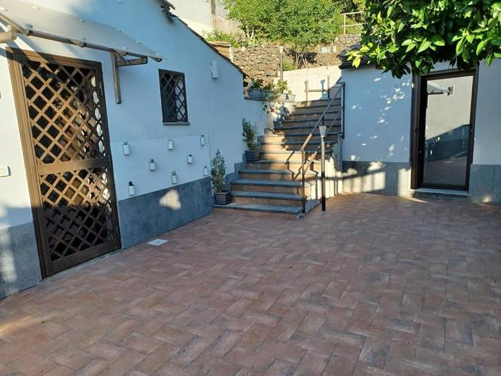 Gîte pour 3 personnes, avec Terrasse et Jardin à Milo - 3