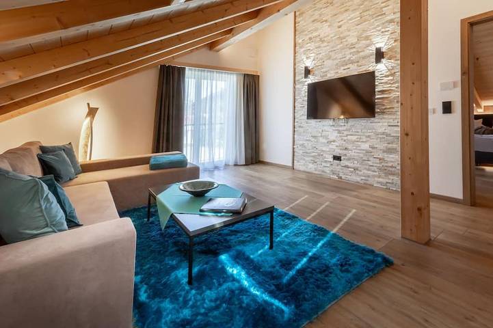 Bauernhof für 4 Personen, mit Pool und Balkon, mit Haustier am Forggensee