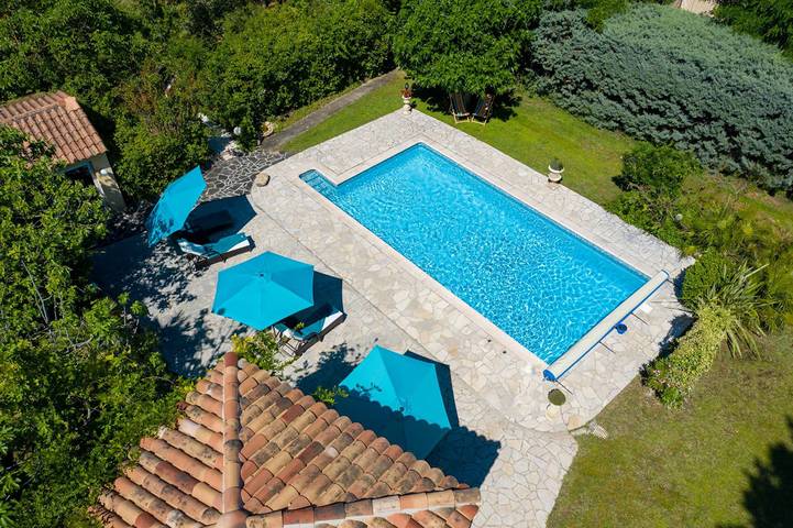 Location de vacances pour 2 personnes, avec piscine et jardin à Lorgues - 3