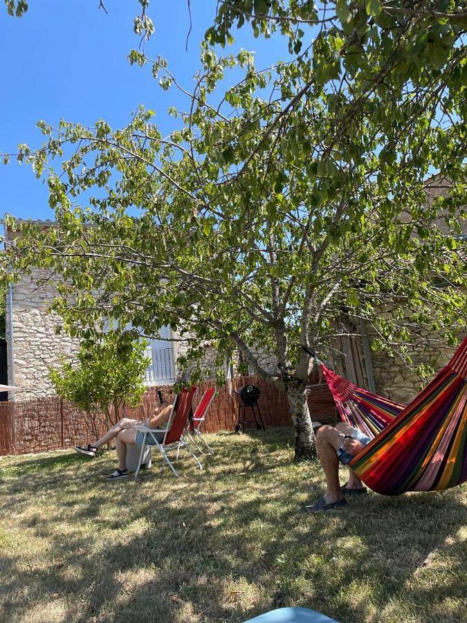 Location de vacances pour 5 personnes, avec jardin, adapté aux familles à Ferrassières - 2