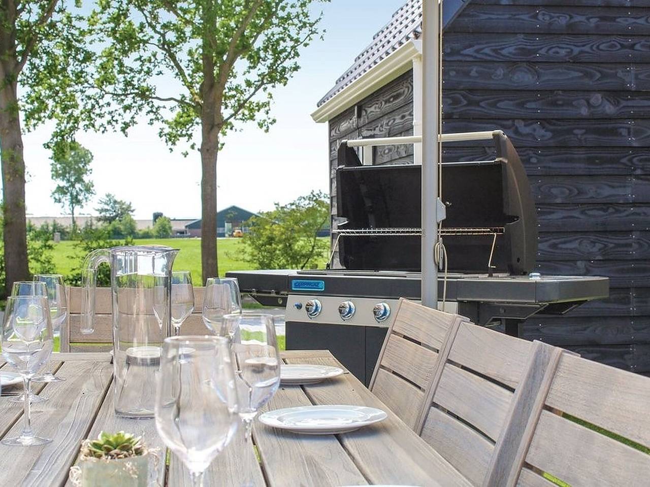 Villa in Friesland mit Sauna und Steg in Idskenhuizen, Ijsselmeer