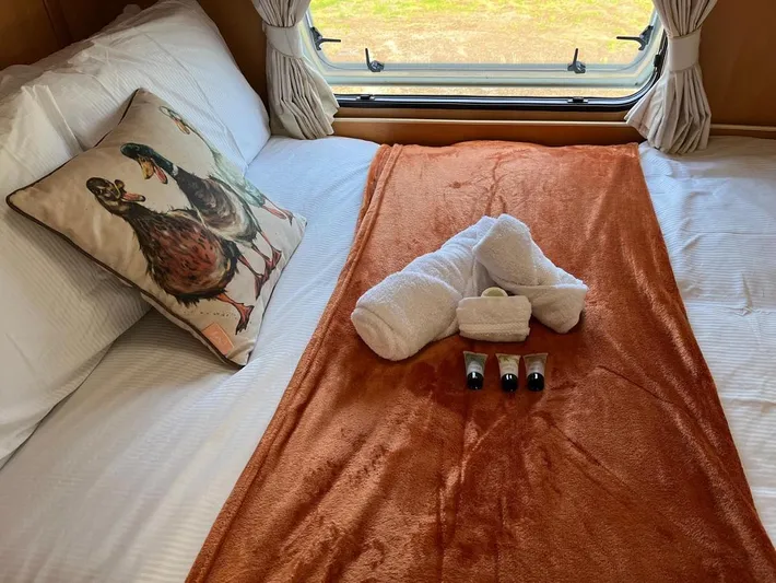 Camping para 4 personas, con jardín, Se admiten mascotas - 1
