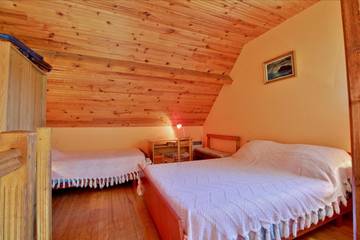 Gîte pour 5 Personnes dans Aucun, Pyrénées, Photo 4