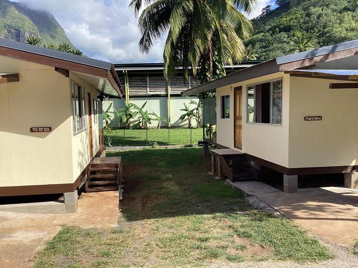 Chalet pour 2 personnes, avec jardin et terrasse