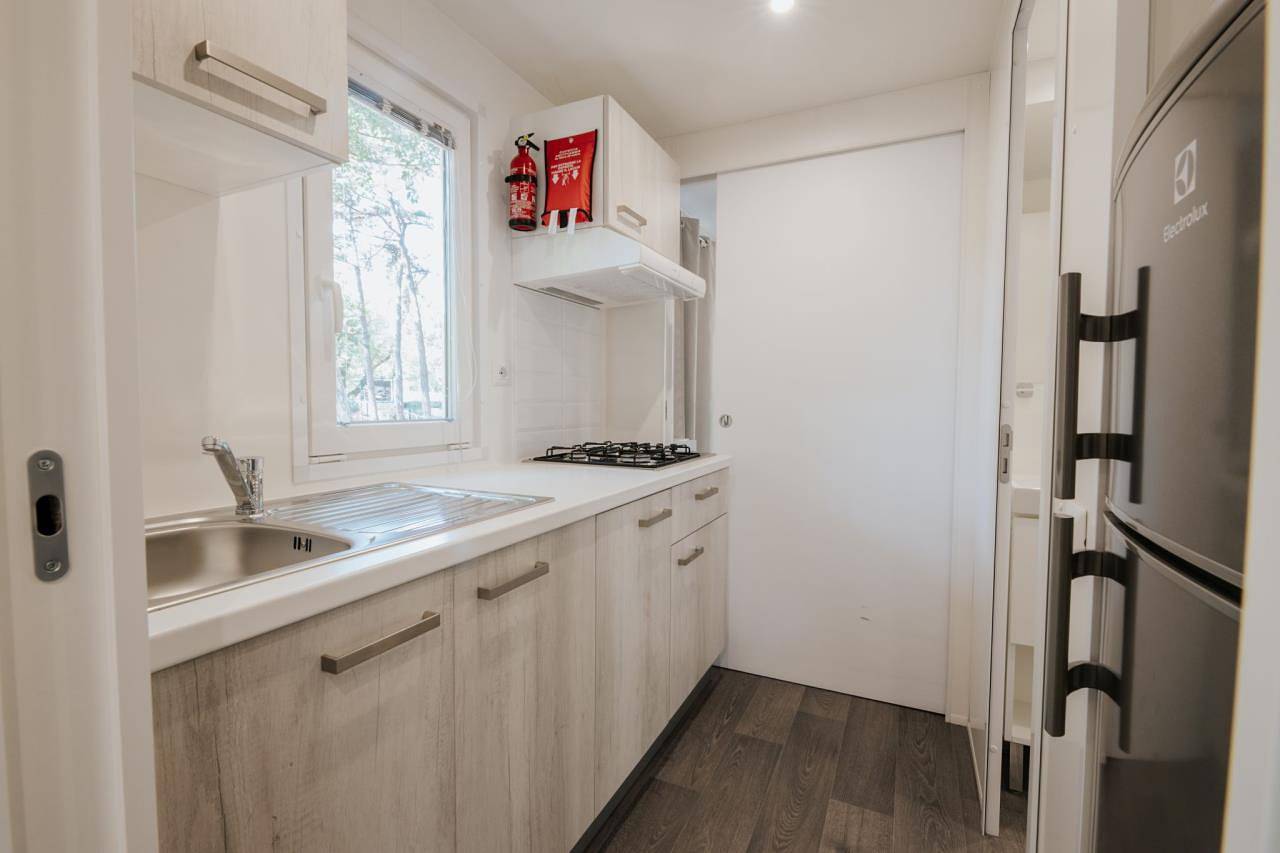 Feriendorf Sabbiadoro Mobilehome Wood für 4 Personen in Lignano Sabbiadoro, Provincia d'Udine