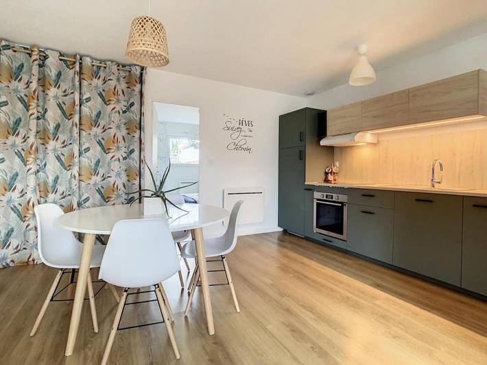 Location de vacances pour 3 personnes, avec Terrasse et Jardin à Carquefou - 2