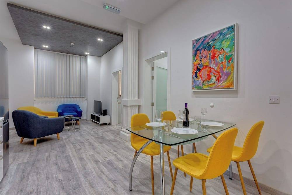 Apartment for 6 People in Tas-Sliema, Malta Island