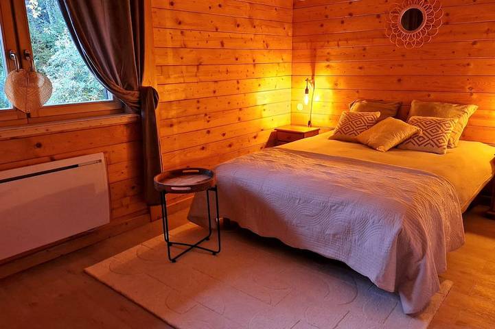 Gîte pour 6 personnes, avec jacuzzi ainsi que jardin et balcon à Liézey - 3