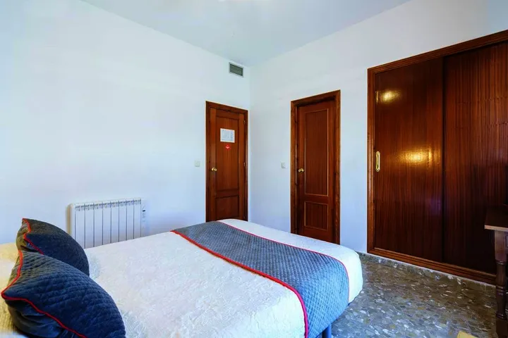 Hotel para 2 personas, con terraza y vistas - 1