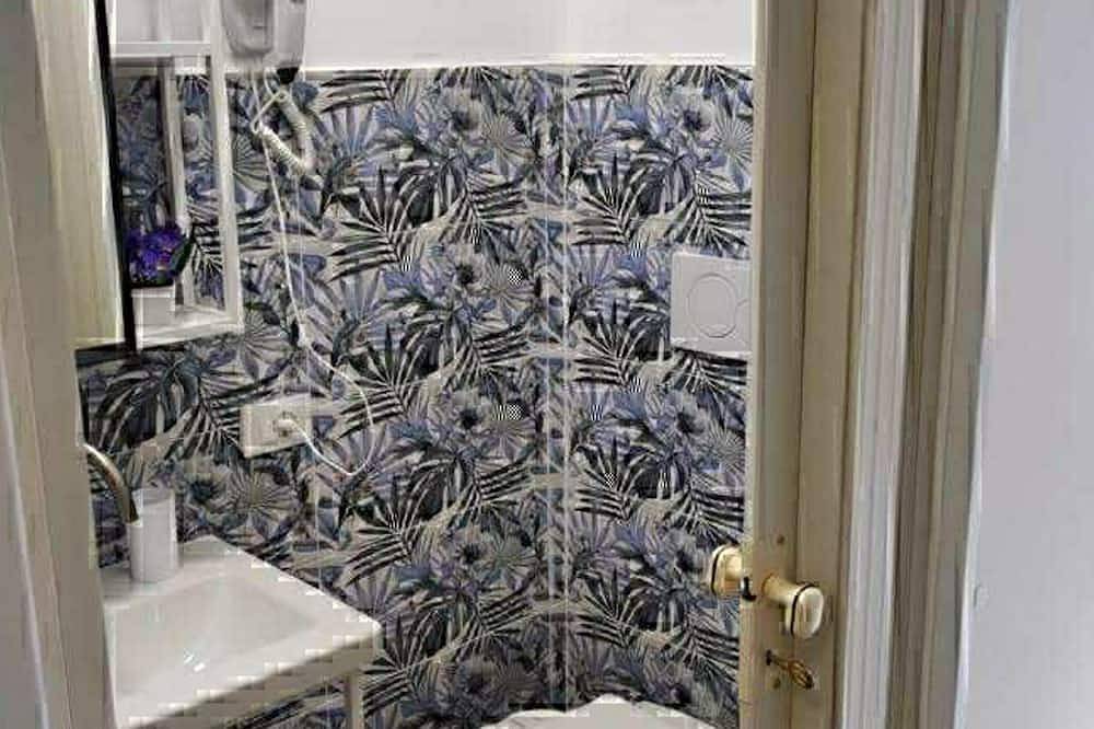 Hel leilighet, One-room/mini-apartment in Sperlonga. in Sperlonga, Provinsen Latina