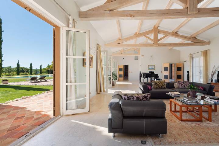 Location de vacances pour 22 personnes, avec balcon/terrasse et piscine, adapté aux familles à Pézenas - 4