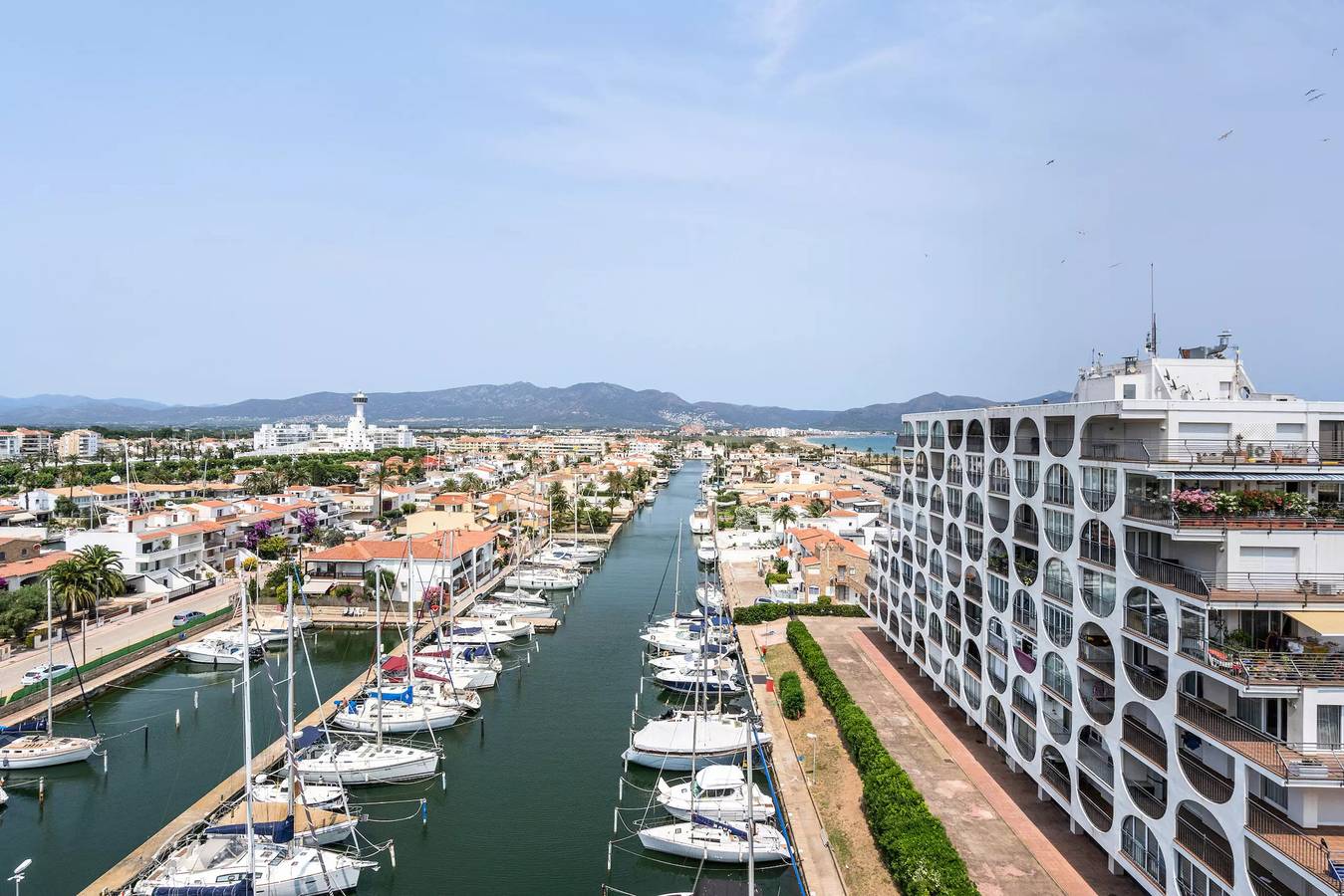 Apartamento entero, Apartamento 064 Emp frente al Mar in Ampuriabrava, Alt Empordà