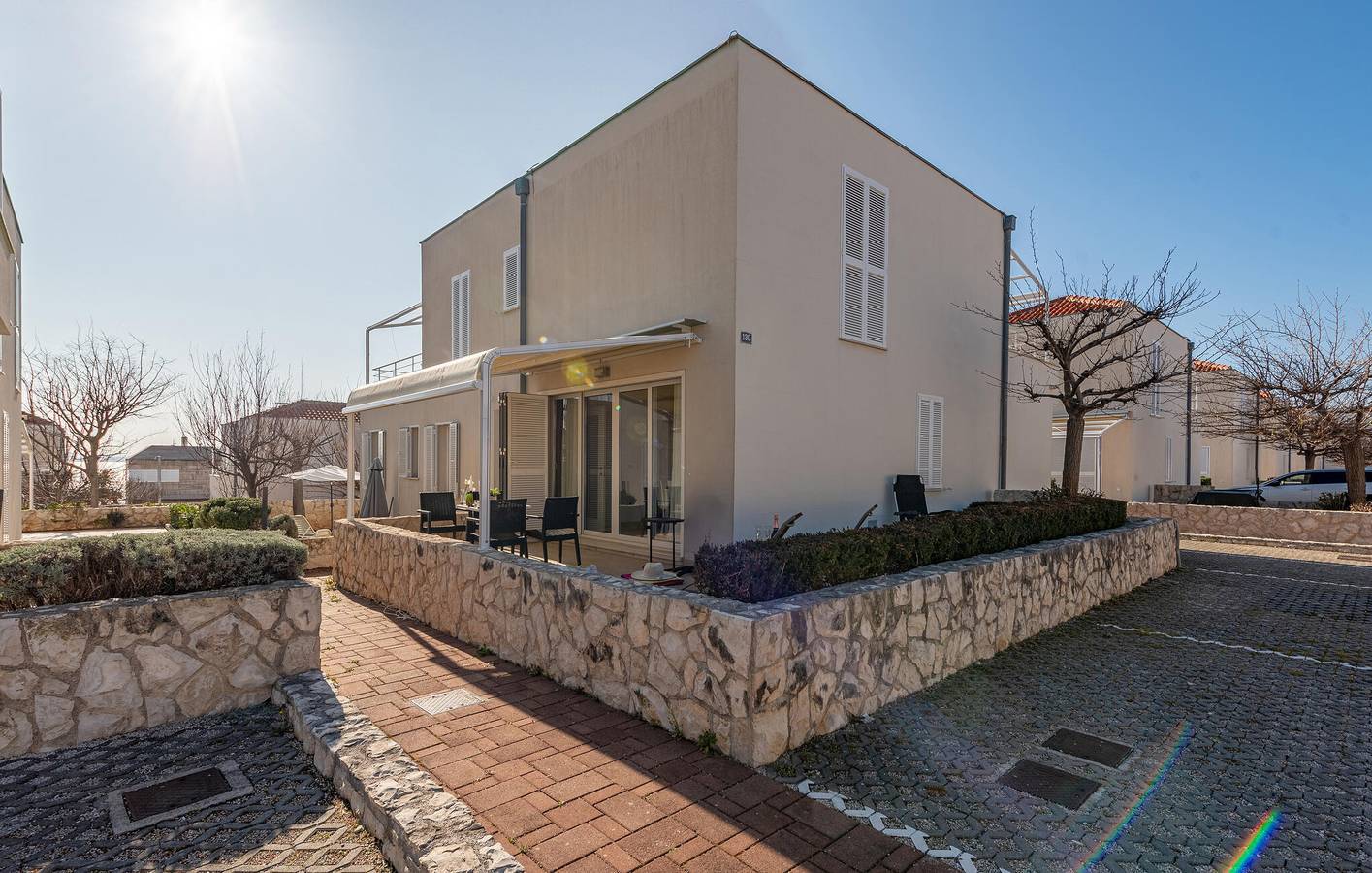 Ganze Ferienwohnung, Gemütliche Ferienwohnung mit Pool, WLAN und in Laufnähe zur Küste in Petrčane in Zadar (Kommun), Zadar