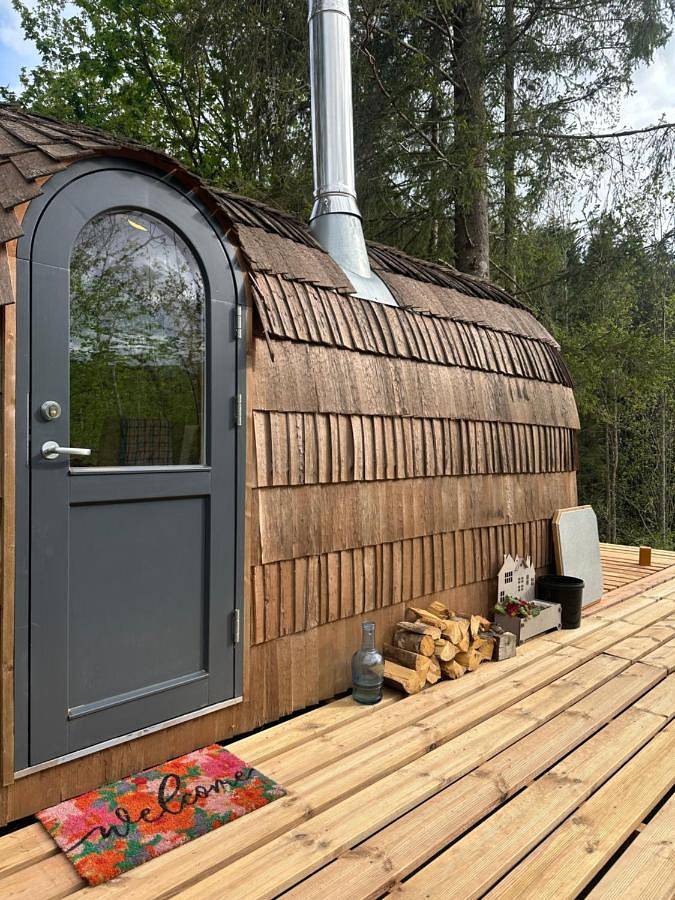 Ferienwohnung für 2 Personen, mit Whirlpool und Terrasse sowie Garten und Sauna