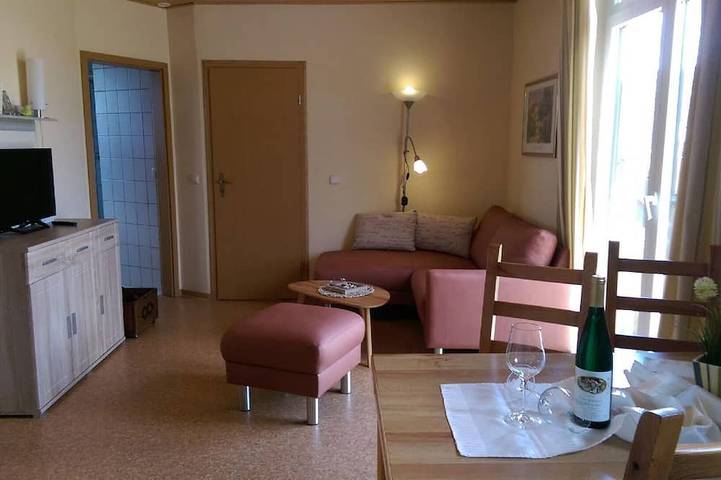 Ferienhaus für 4 Personen, mit Garten in Kröv