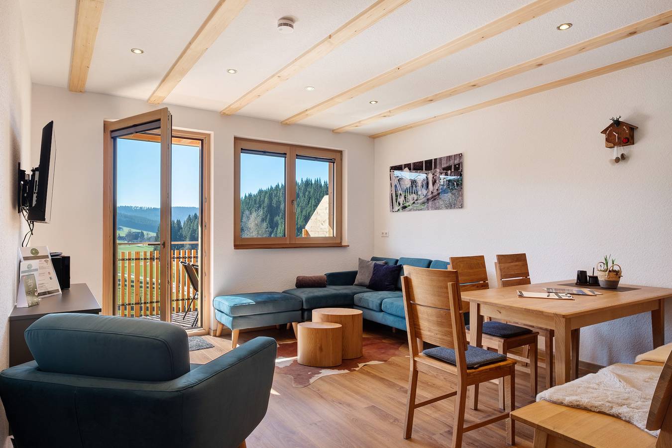Ganze Wohnung, Ferienwohnung Kuhgeflüster" mit gemeinsamer Terrasse, Gemeinschaftsgarten und Wi-Fi in Suedlicher Schwarzwald, Titisee-Neustadt