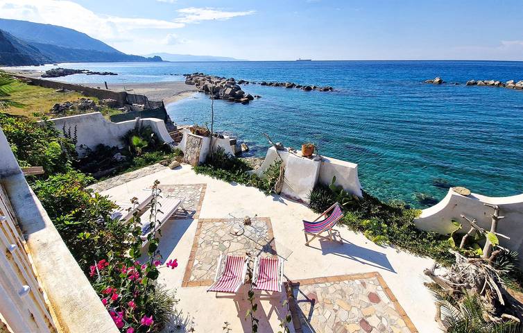 Dom dla 8 osób, z Taras w Prowincja Reggio di Calabria