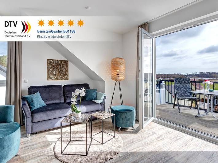 Ferienwohnung für 3 Personen, mit Seeblick und Balkon in Kölpinsee