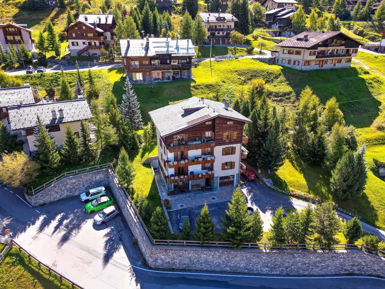 Geheel appartement, Appartement '3' met Uitzicht op het Meer, Gedeelde Tuin en Wi-Fi in Teola, Livigno