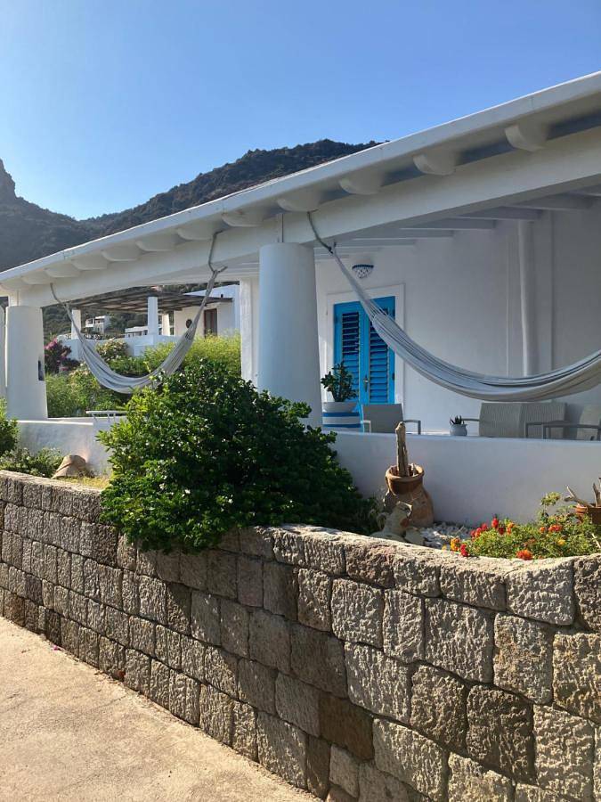 Appartamento per 2 persone, con Balcone e Terrazza nonché Giardino e Panorama in Panarea