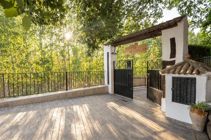 Location de vacances pour 12 personnes, avec jardin ainsi que piscine et vue à Alcalá la Real - 3