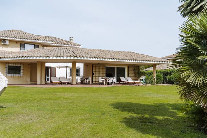 Ferienhaus für 10 Personen, mit Garten