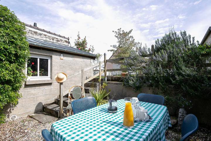 Casa de huéspedes 'Chambre Trieux' con terraza compartida, jardín compartido y Wi-Fi in Portrieux, Región de Guingamp