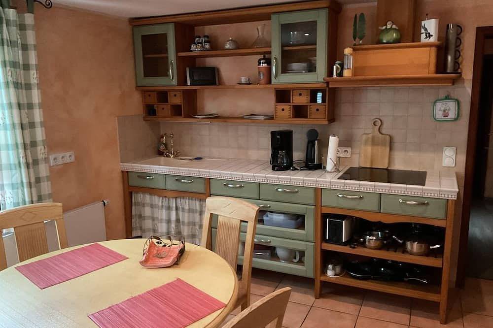 Ganze Wohnung, Brigitte & Eckart Paatsch - Appartement/Fewo in Bendorf, Osteifel