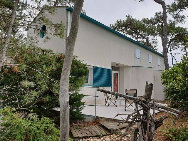 Villa pour 10 personnes, avec terrasse et jardin