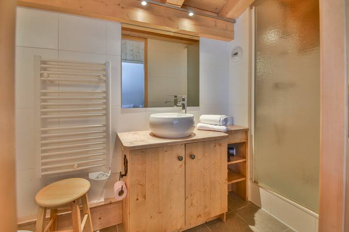 Apartamento entero, Apartamento de vacaciones para 8 personas con balcón in Le Grand-Bornand, Región de Annecy