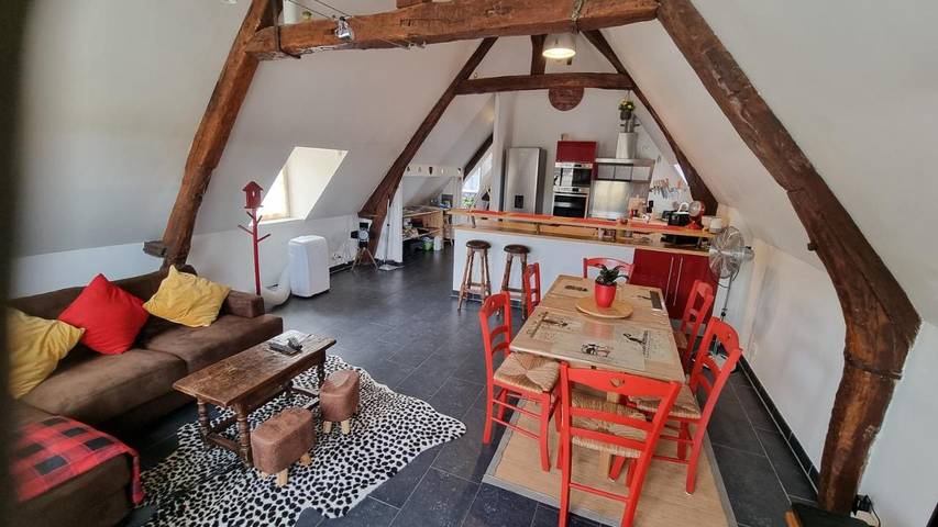 Gîte pour 10 personnes, avec Balcon ainsi que Terrasse et Vue à Trosly-Breuil