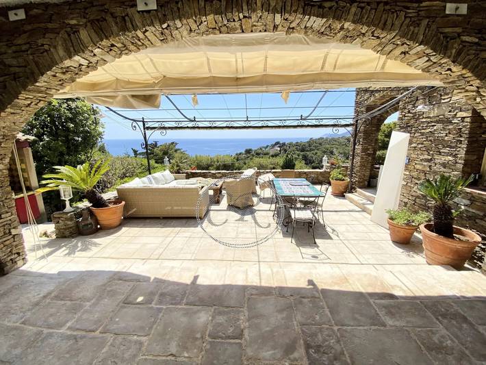 Villa pour 6 personnes, avec Terrasse ainsi que Jardin et Piscine à Carqueiranne