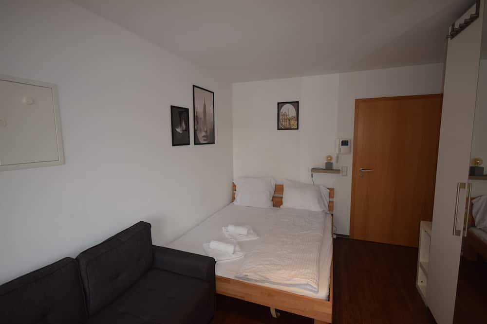 Ganze Wohnung, Apartment mit Balkon (1.3) | Parkplatz | Perfekt für Geschäftsreisende in Biberach an der Riß, Landkreis Biberach