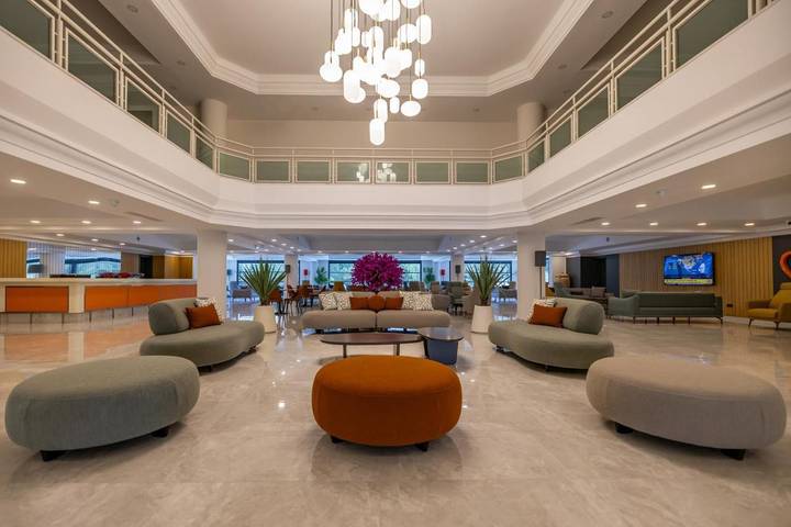 Hotel voor 2 personen, with tuin and kinderzwembad as well as zwembad in Kusadasi
