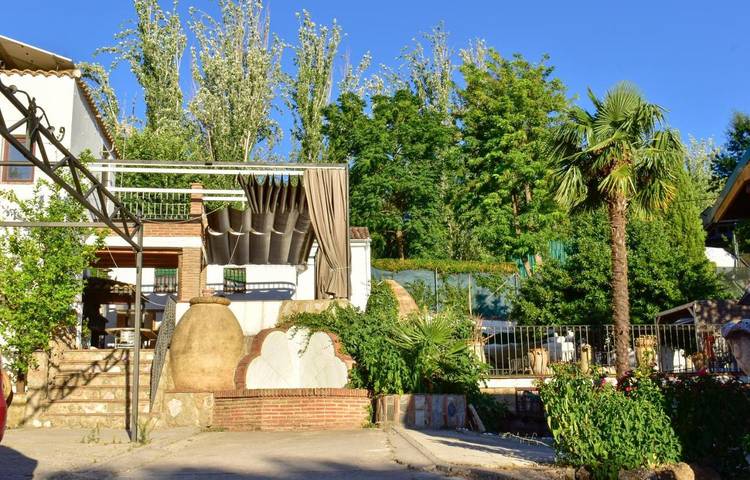 Casa rural para 13 personas, con jacuzzi además de piscina y jardín en Priego de Córdoba - 4