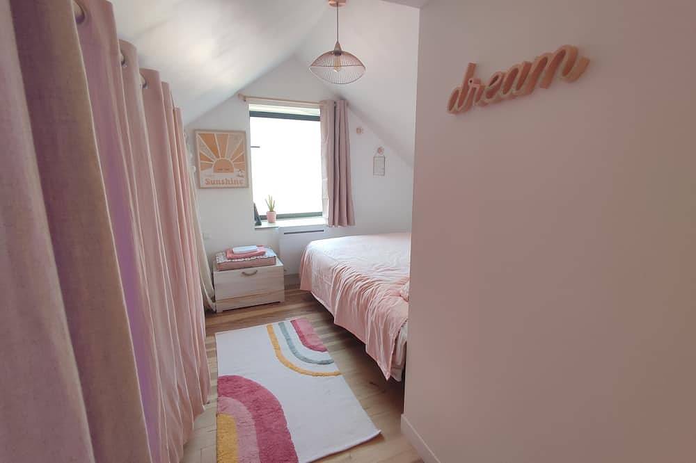 La ferme de Merlin Charming cottage in the countryside, 15' from St Malo in Plouër-sur-Rance, Dinan region