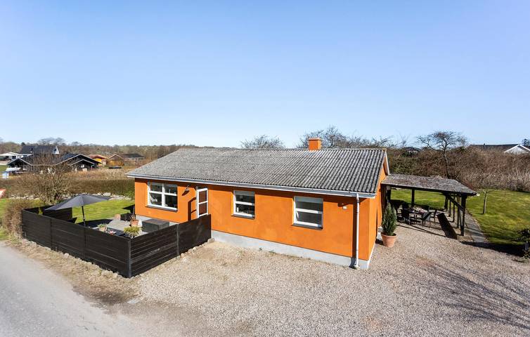 Ferienhaus für 6 Personen, mit Terrasse und Whirlpool in Tårup - 2