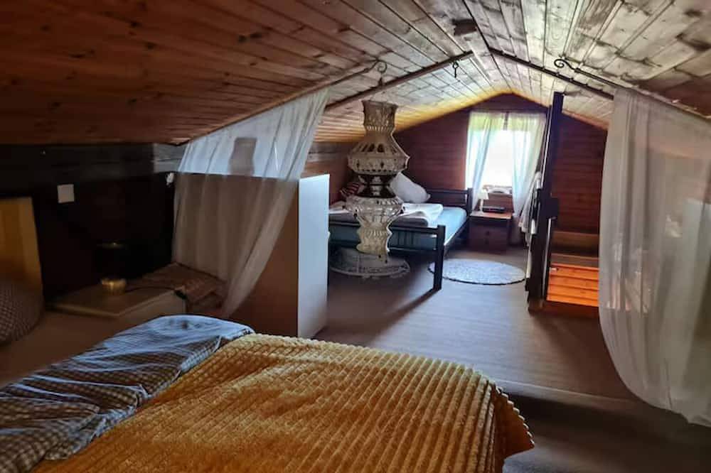 Nähe Pullmann City - kleines Haus mitten in der Natur..Ferien fürs ganze Jahr... in Windorf, Ostbayern