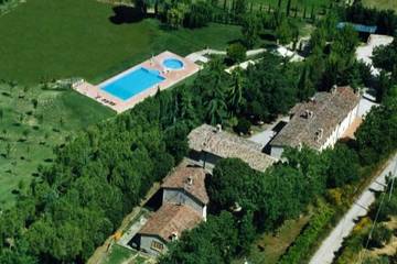 Gîte pour 4 personnes, avec piscine et jardin à Corciano