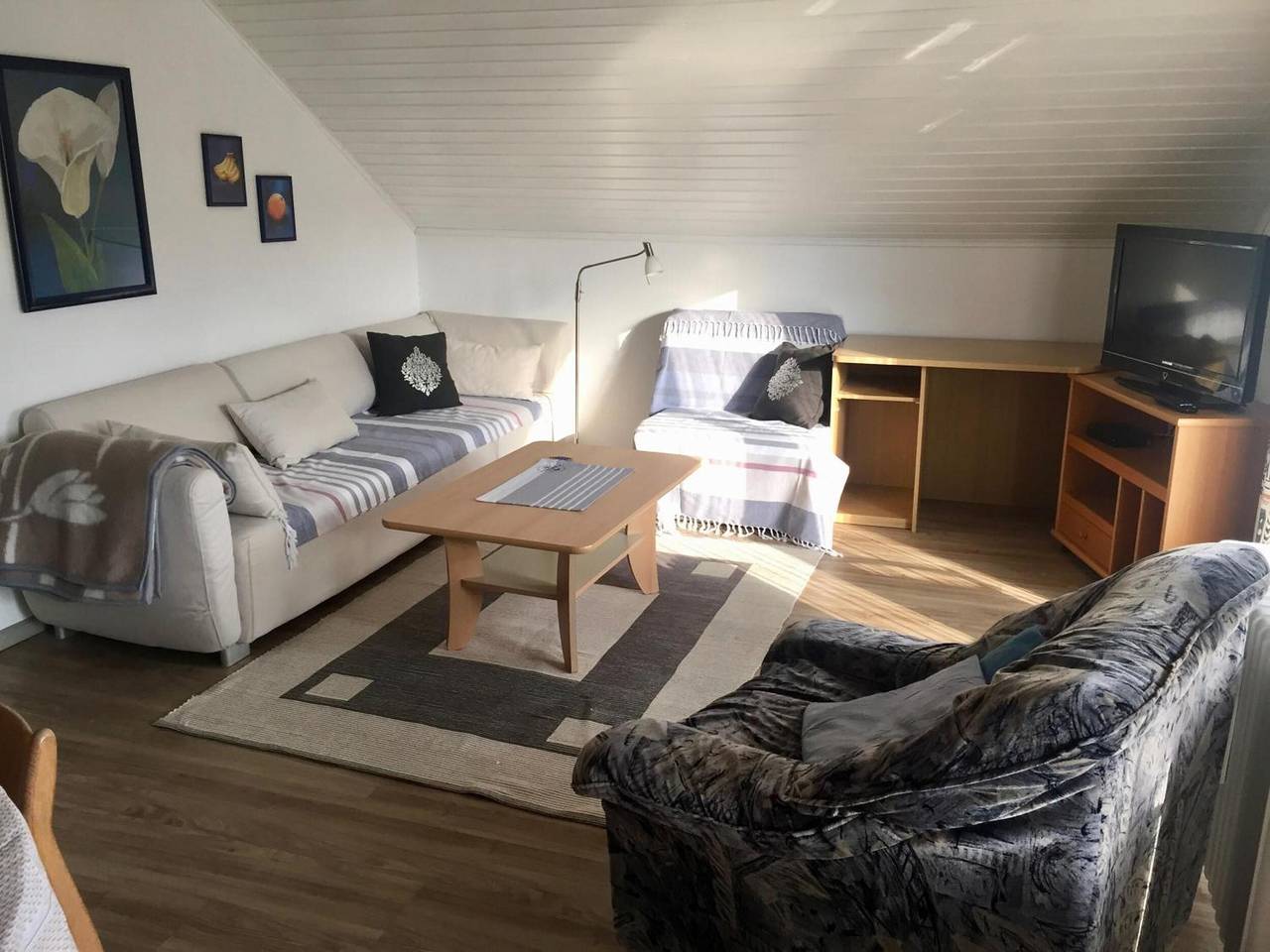 Ganze Wohnung, Ferienwohnung 'Linde' mit Gemeinschaftsgarten, Balkon und Wi-Fi in Endingen am Kaiserstuhl, Endingen