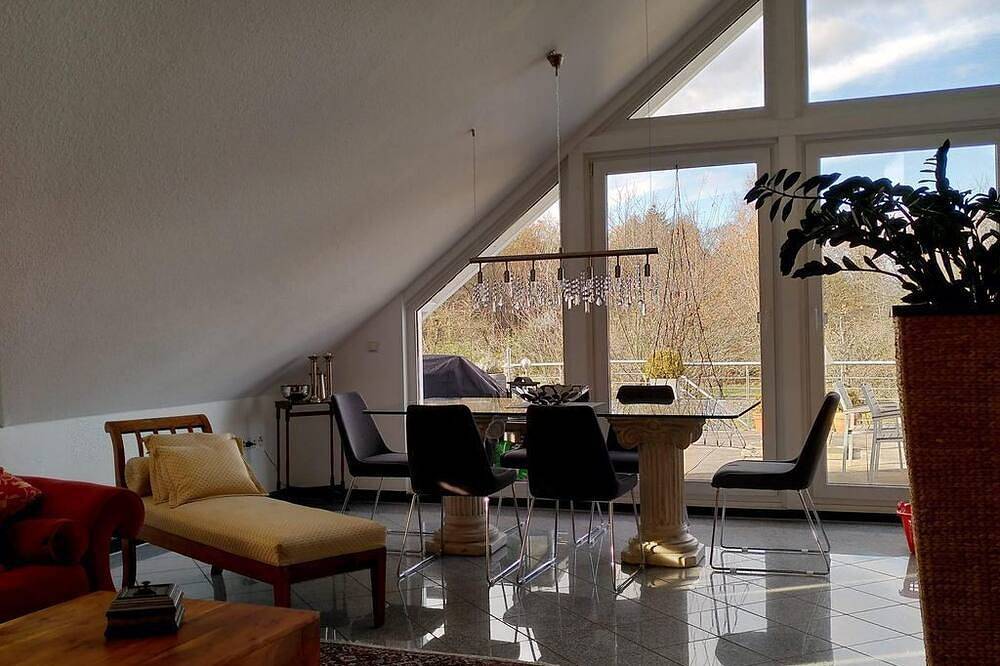 Ganze Wohnung, Zweit-Traumwohnung - Komfortable Ferienwohnung mit großer Terrasse in Marburg, Landkreis Marburg-Biedenkopf