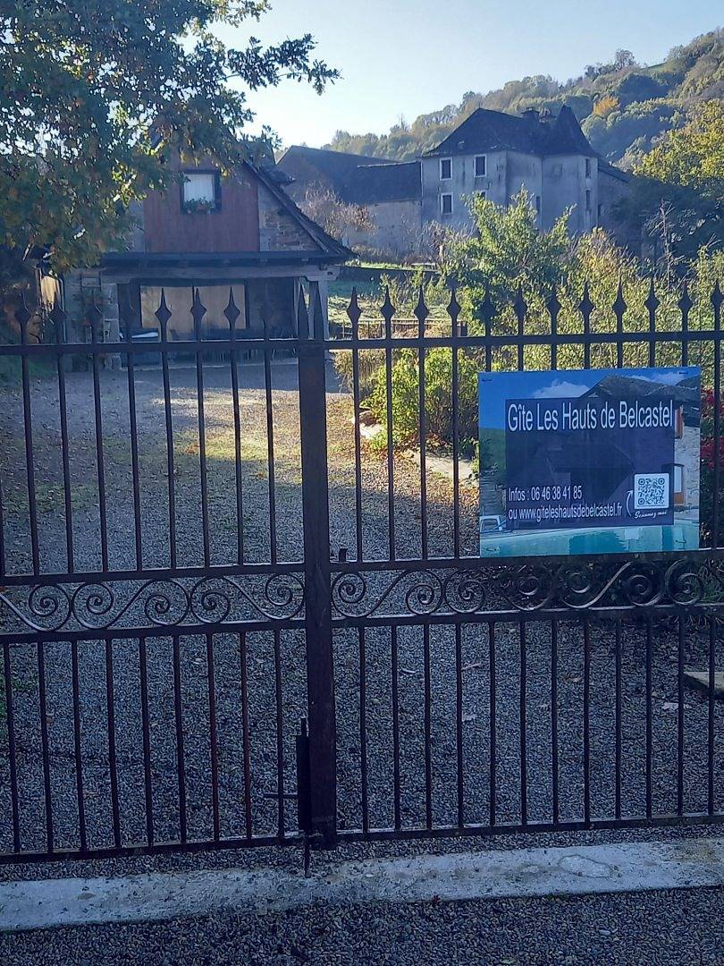 Les Terrasses - Gîtes les Hauts de Belcastel in Belcastel, Massif central