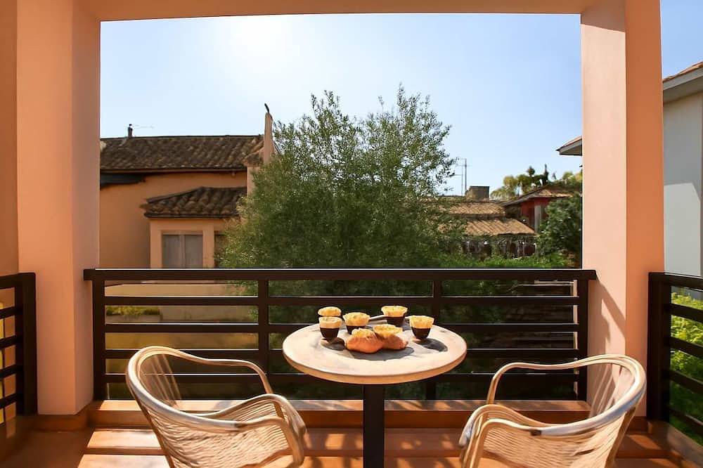 Geheel appartement, Veneti Corfu Getaway - Sun and Serenity in Sidari, Corfu