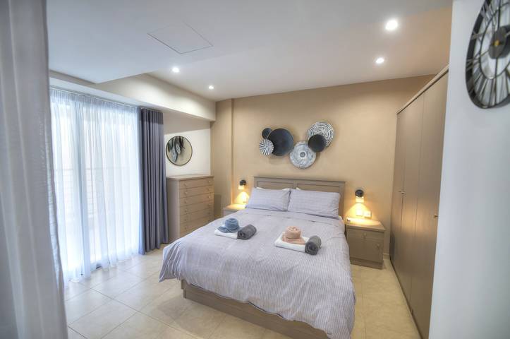 Gîte pour 2 personnes, avec terrasse à San Giljan - 4