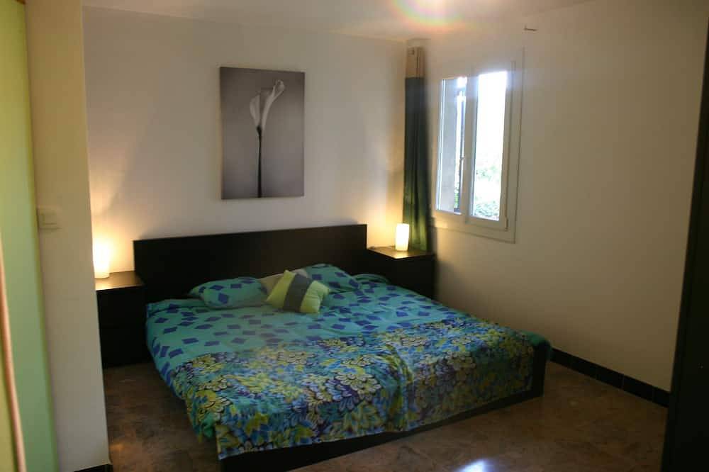 Villa avec piscine privée et jardin - Wifi gratuit. À distance de marche de la ville in Quillan, Parc naturel régional Corbières-Fenouillèdes