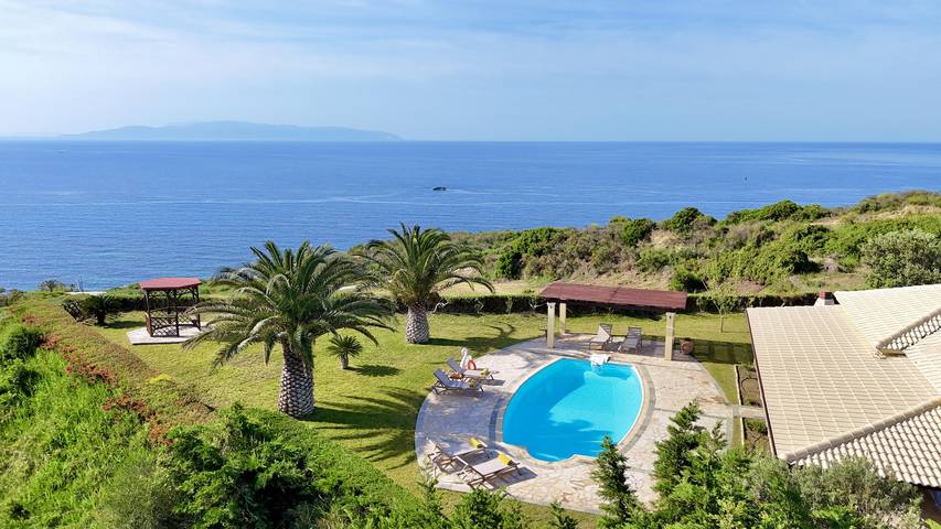 Villa für 7 Personen, mit Whirlpool und Garten sowie Terrasse in Kefalonia - 4